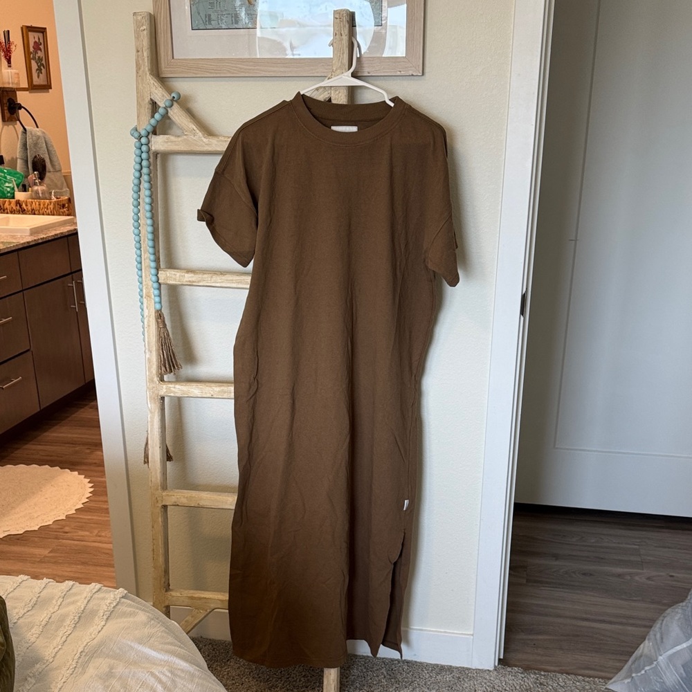 Elegant Brown Maxi Dress